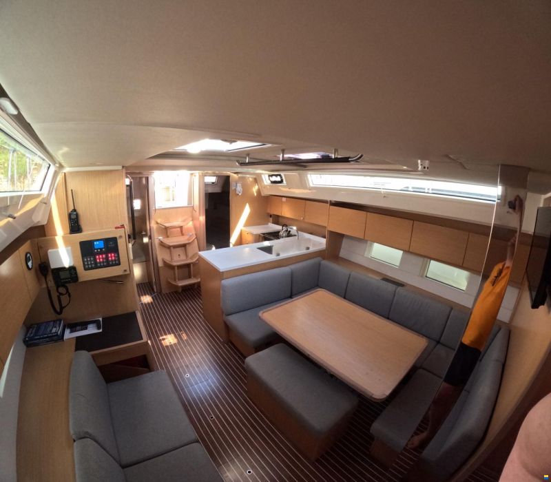 Bavaria C45 Style