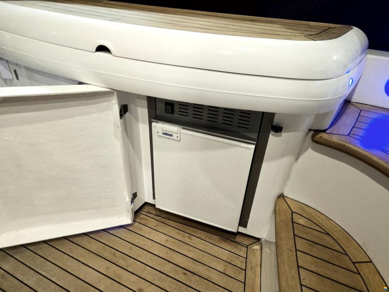Sealine T47