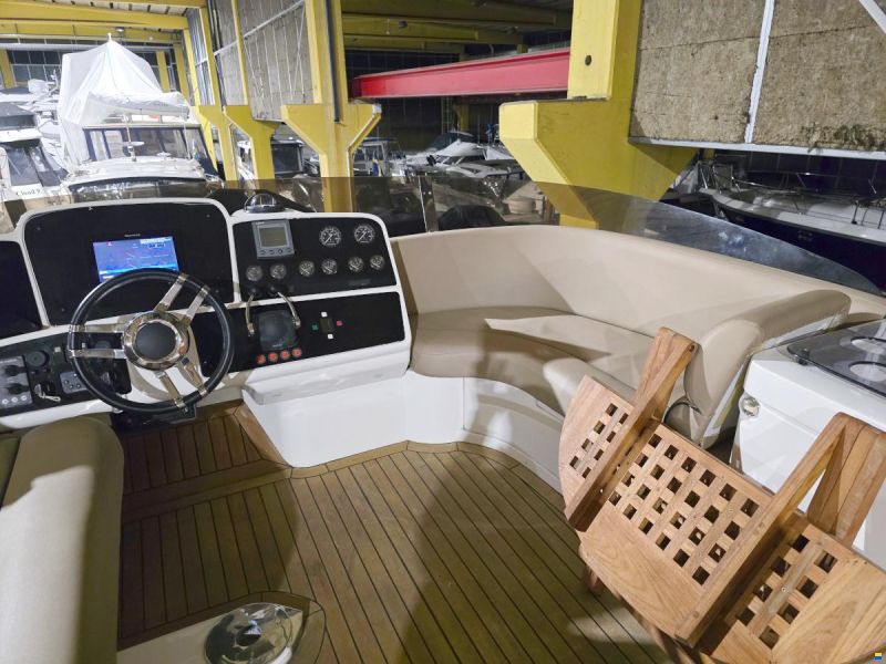 Sealine T47
