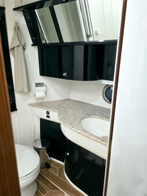 Sealine T47