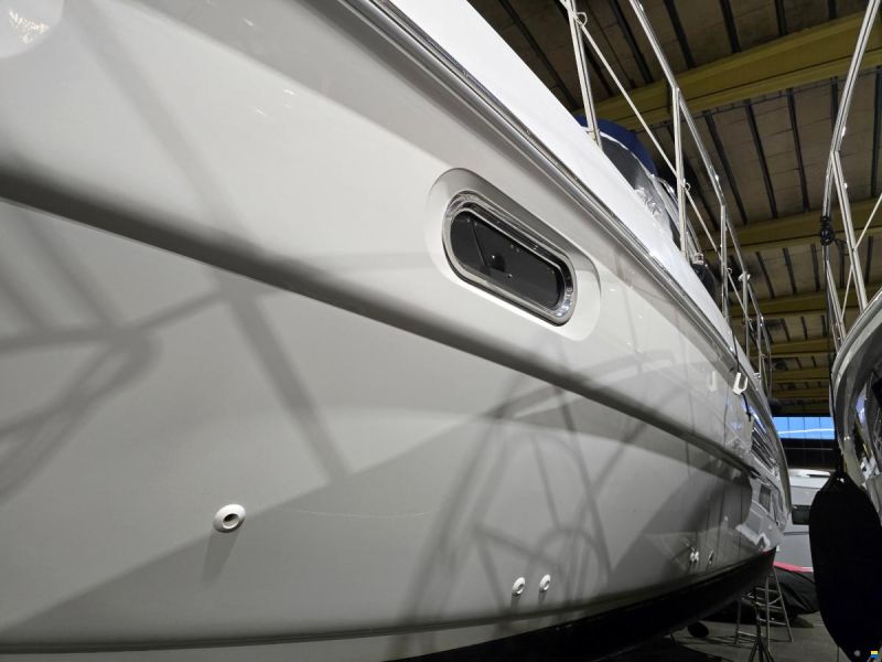Sealine T47