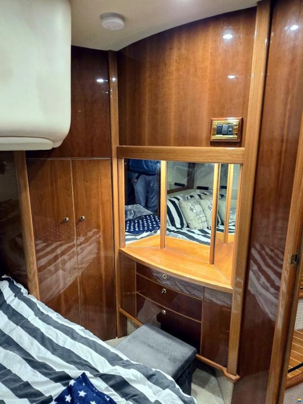 Sealine T47