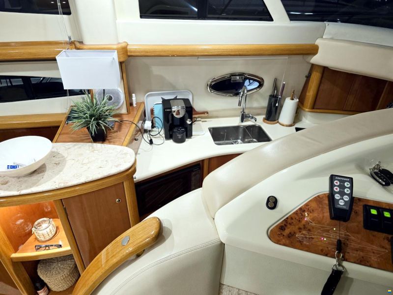 Sealine T47