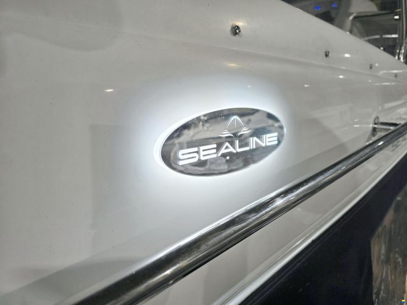 Sealine T47