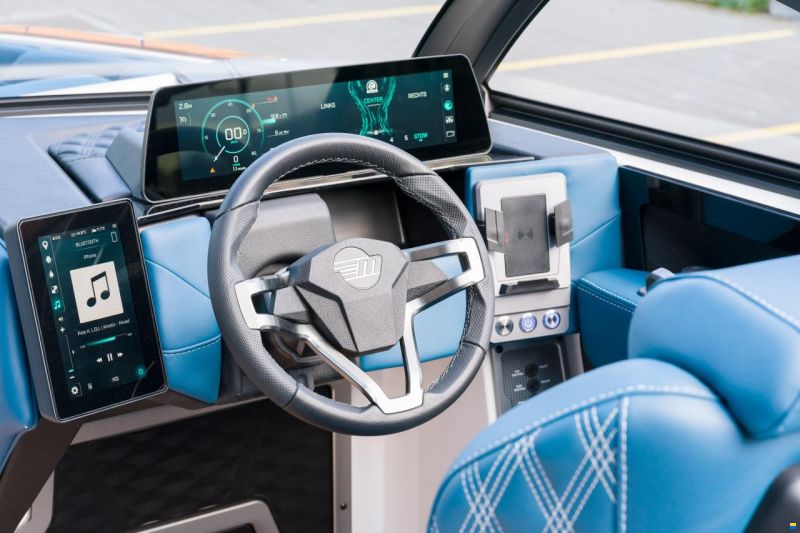 Malibu M230