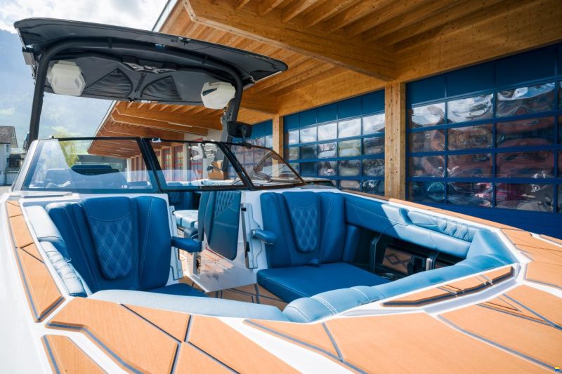 Malibu M230