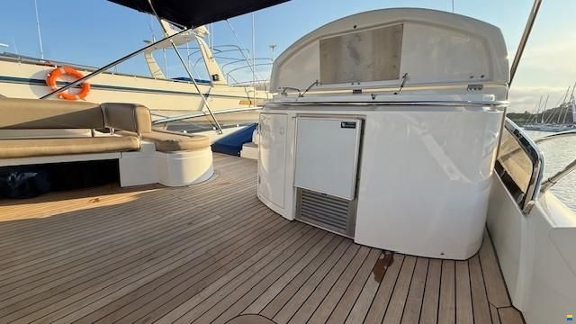 Sunseeker Manhattan 66