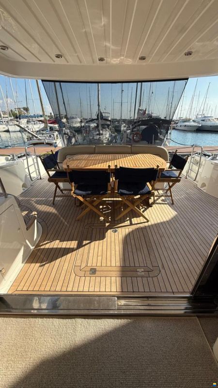 Sunseeker Manhattan 66