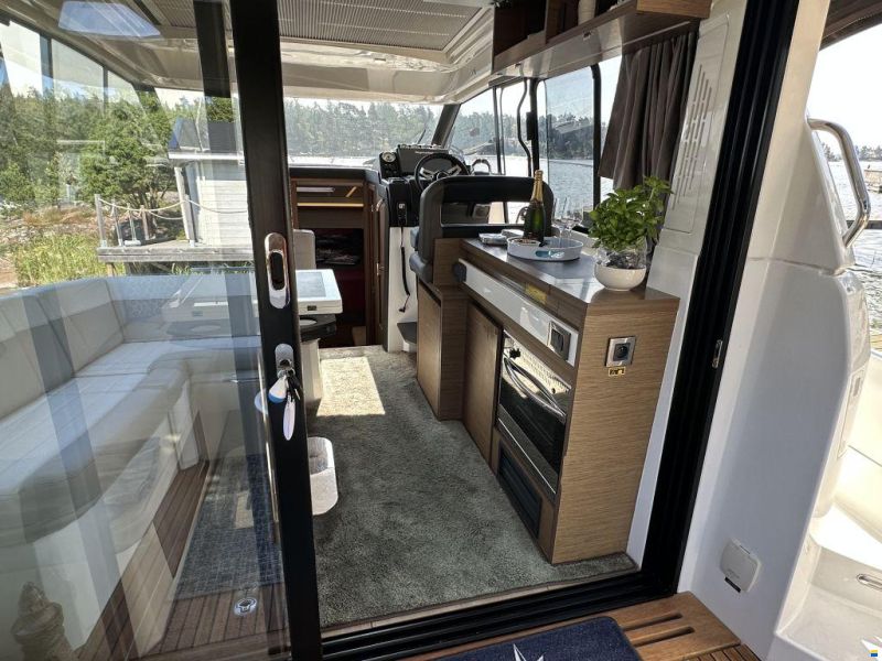Jeanneau NC 33