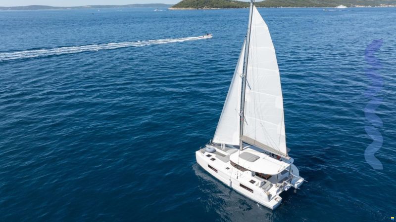 Lagoon 38