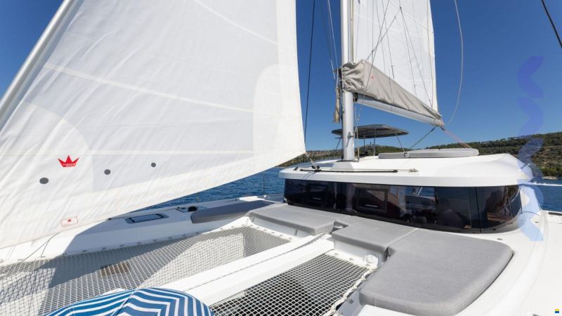 Lagoon 38