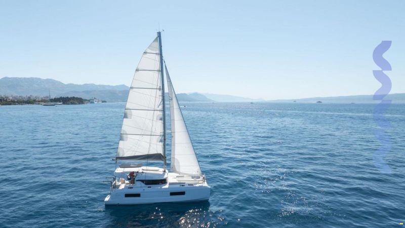 Lagoon 38