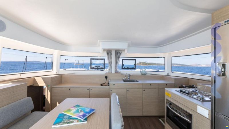 Lagoon 38