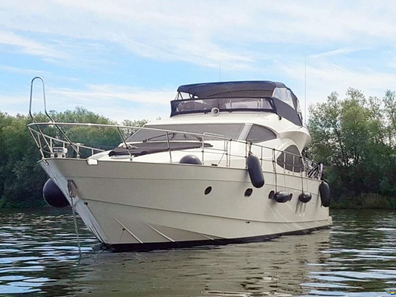 Cayman 62 Cyber