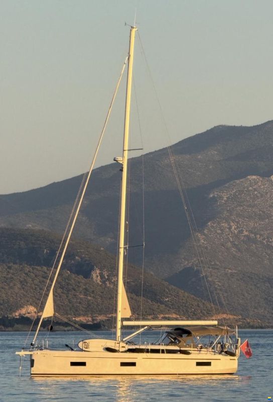 Bavaria C42