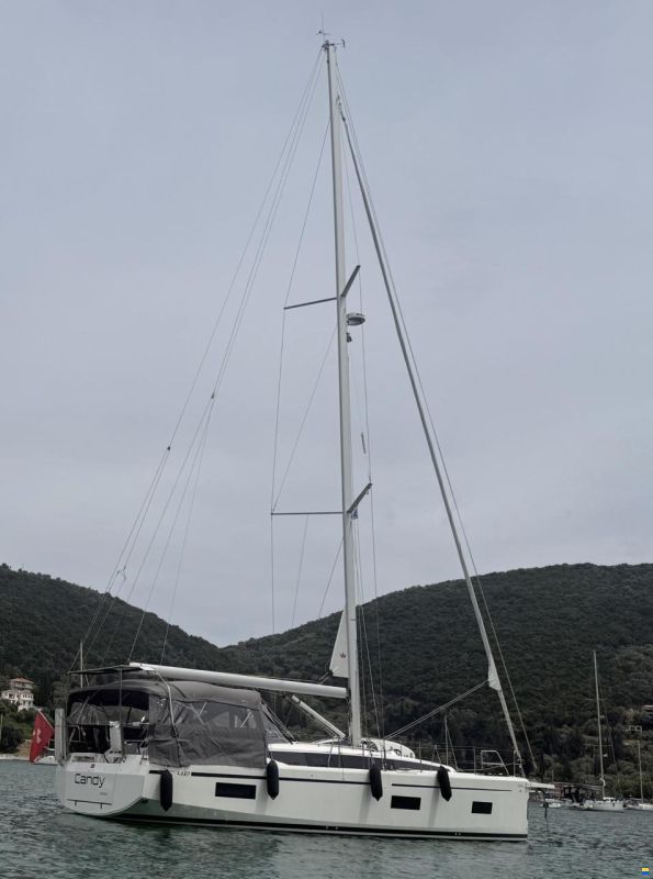 Bavaria C42