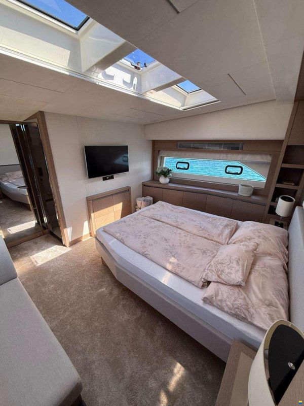 Prestige 680