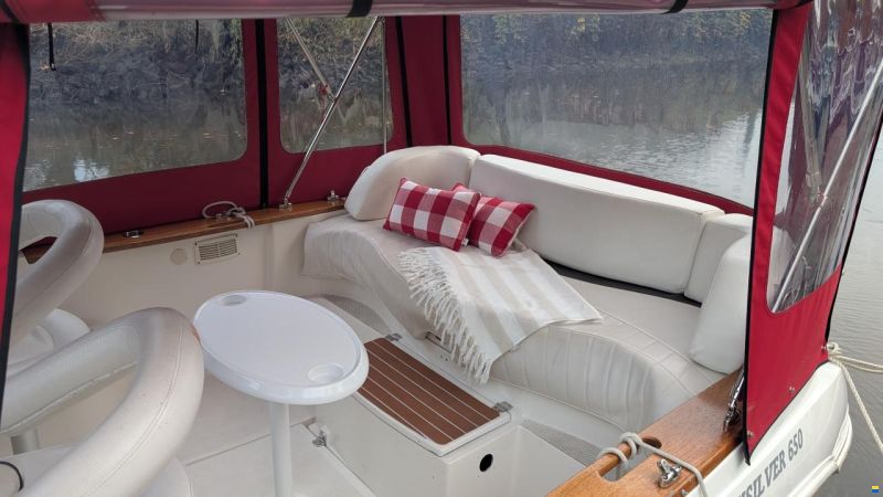 Quicksilver 650 Cruiser