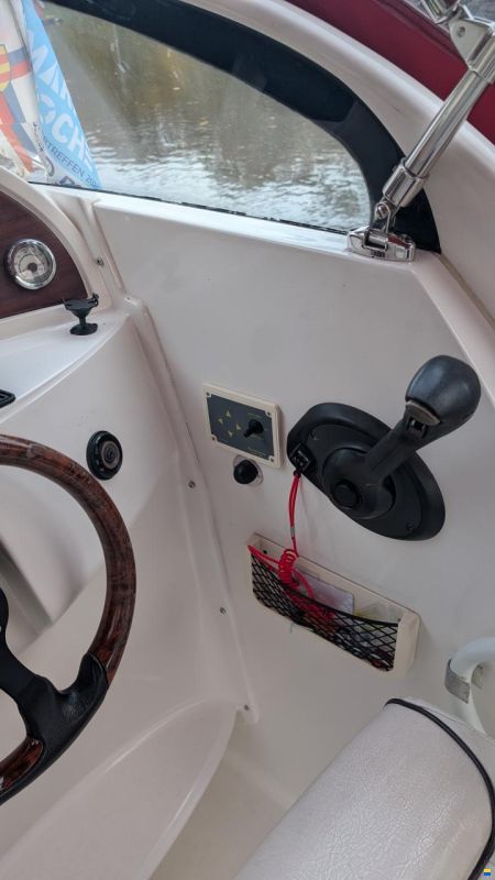 Quicksilver 650 Cruiser
