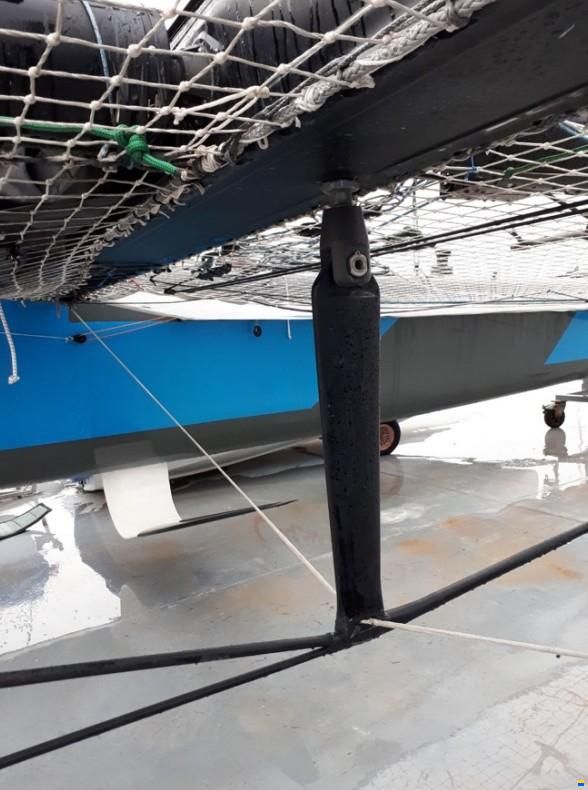 Premier Composite Technologies GC 32