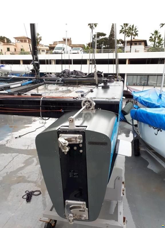 Premier Composite Technologies GC 32