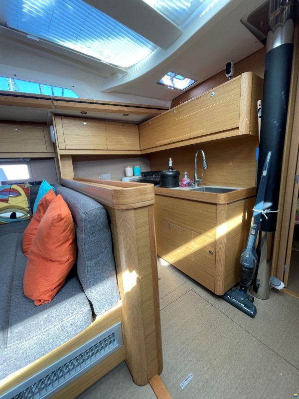Dufour 512 Large