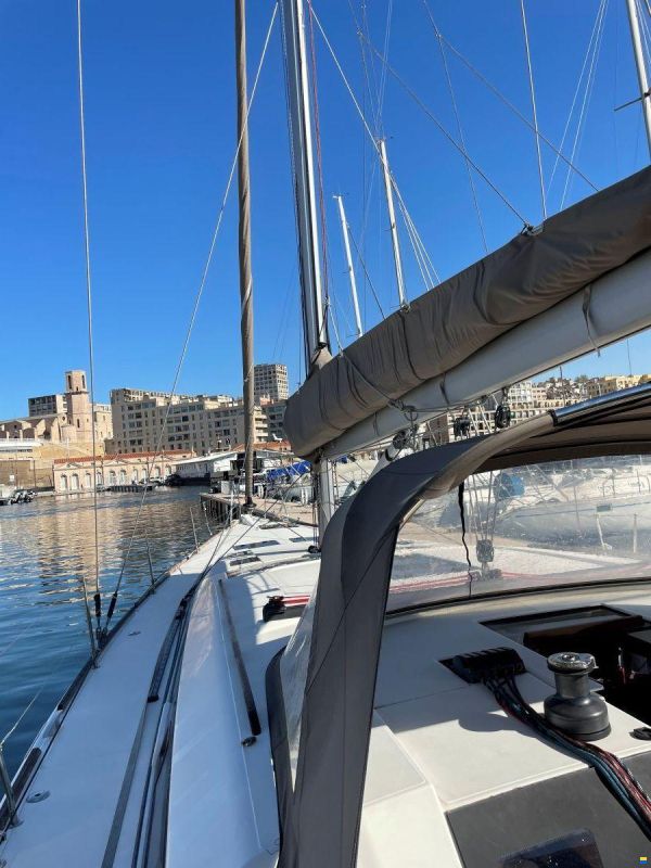 Dufour 512 Large