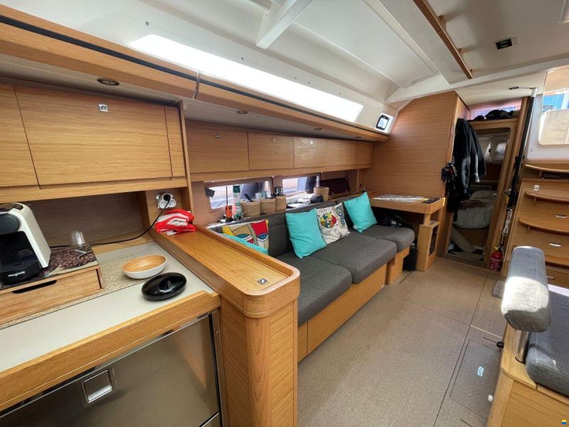 Dufour 512 Large