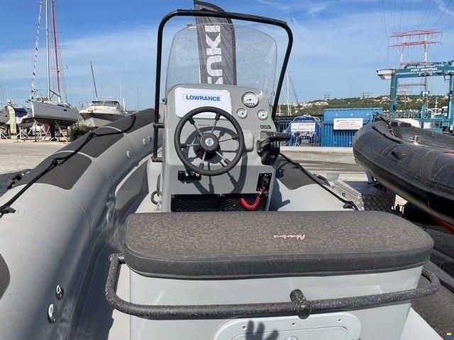 Adventure Vesta 550