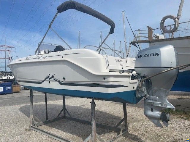 B2 Marine 652 OPEN CAP FERRET