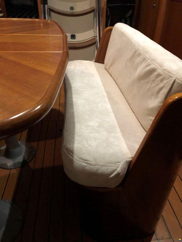 Beneteau OCEANIS 411