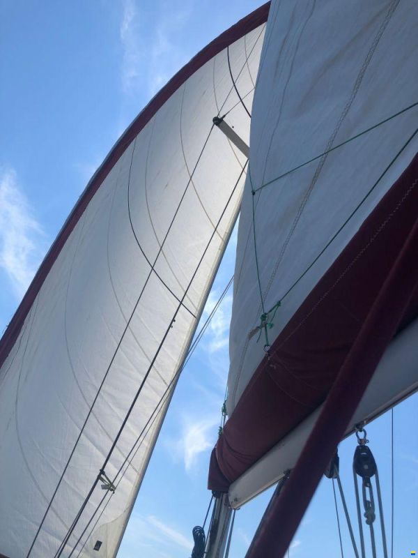 Beneteau OCEANIS 411