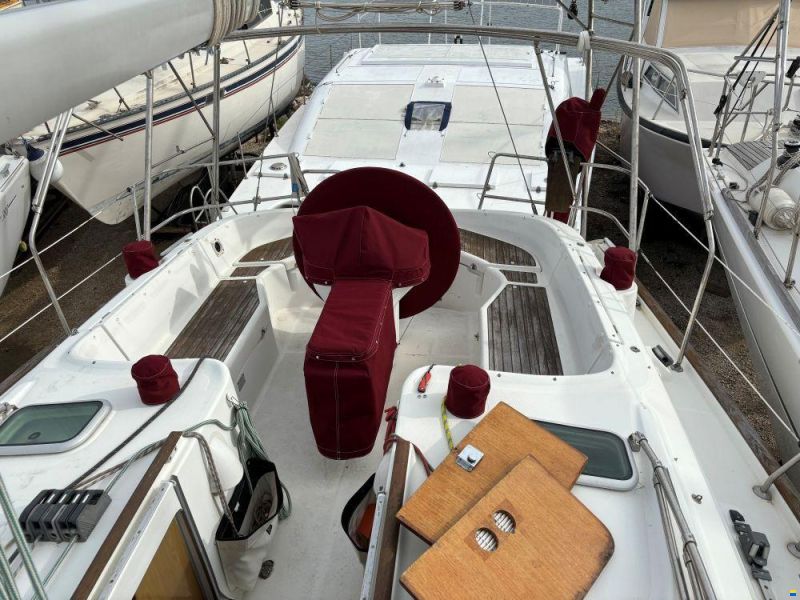 Beneteau OCEANIS 411