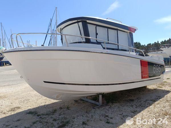 Jeanneau MERRY FISHER 695 SERIE 2