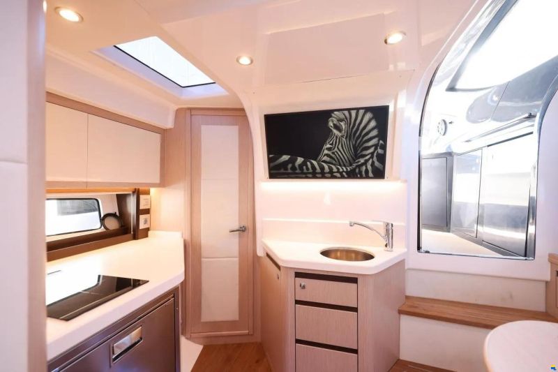 Focus Motor Yacht Power 36