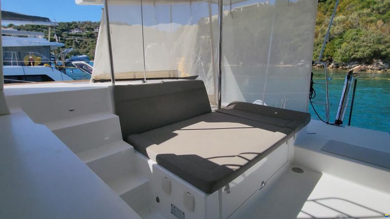 Lagoon 450F