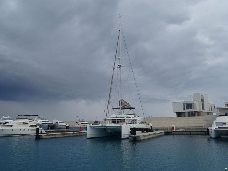 Chantier Catana Bali 5.4