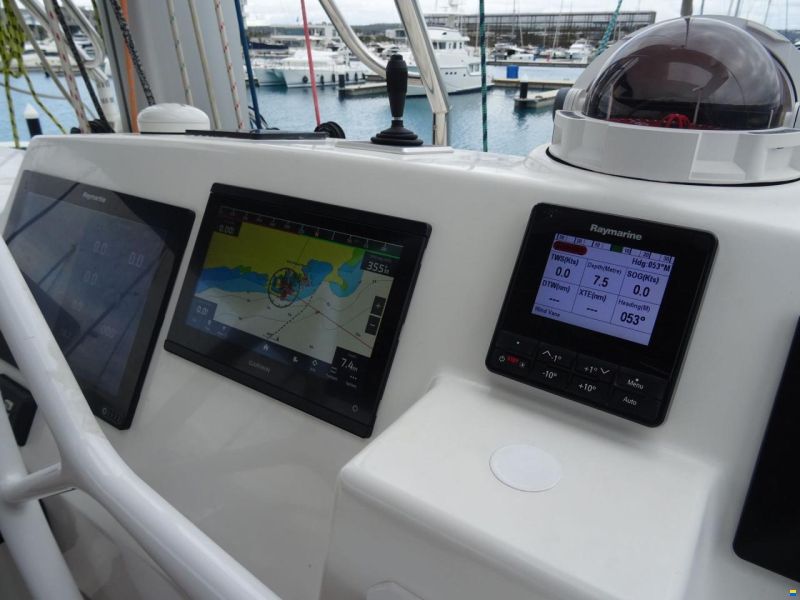 Chantier Catana Bali 5.4