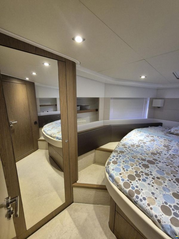 Beneteau 49 GT Flybridge
