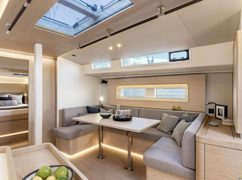 Beneteau Oceanis Yacht 54
