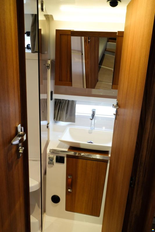 Rhéa 34 Trawler Fly Sedan