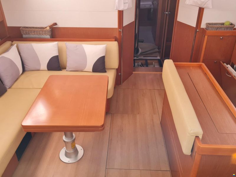 Beneteau Sense 50