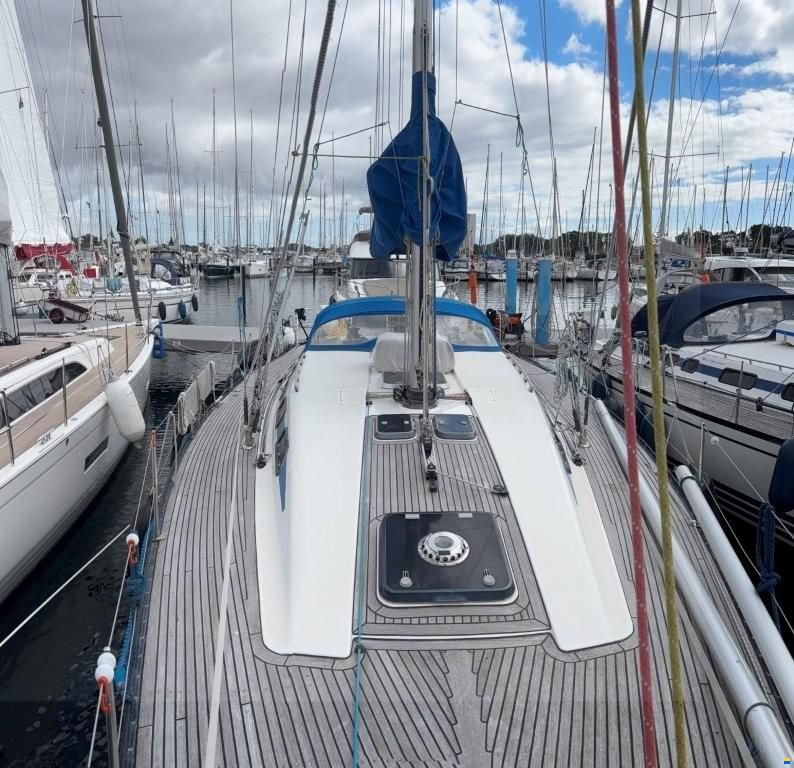 X-Yachts 442