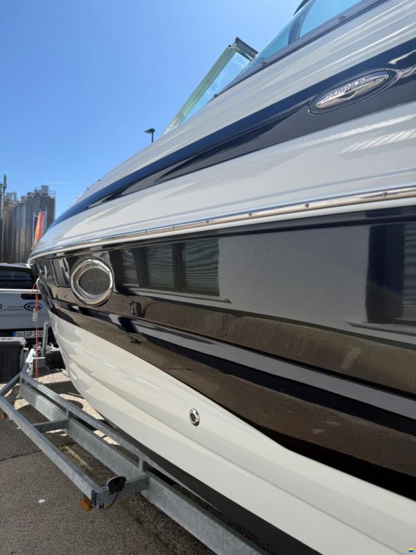 Crownline 285SS Bowrider