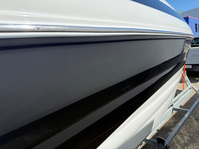 Crownline 285SS Bowrider