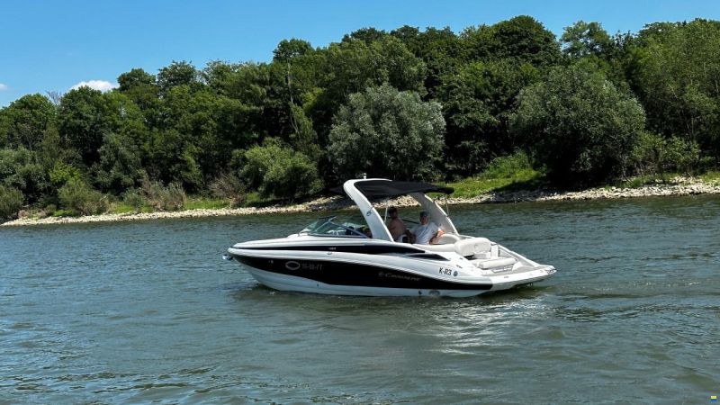 Crownline 285SS Bowrider