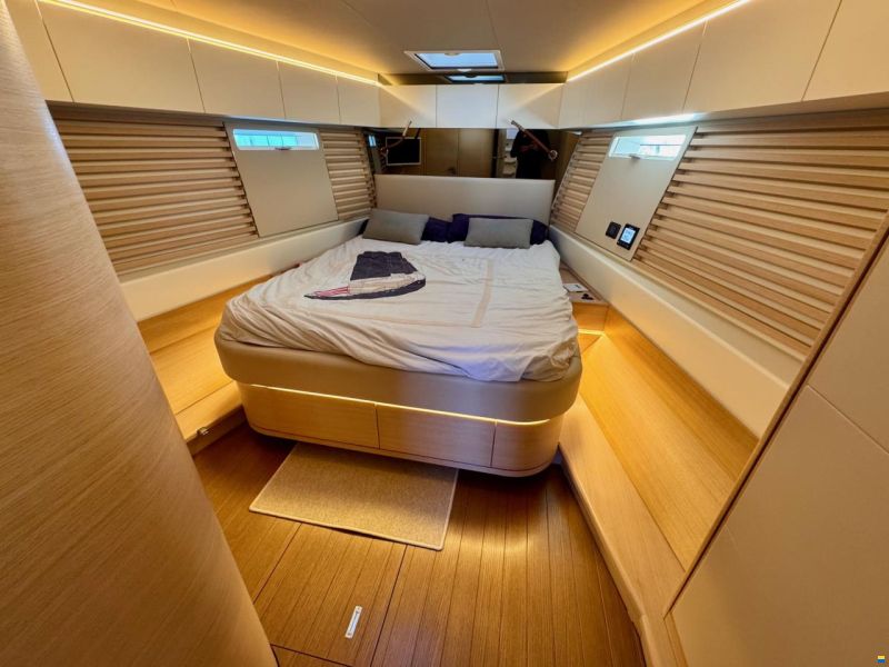 Italia Yachts 15.98