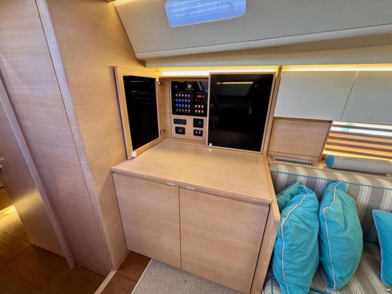 Italia Yachts 15.98