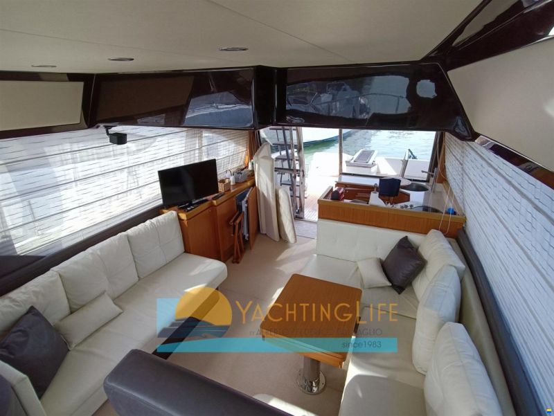 Ferretti 500