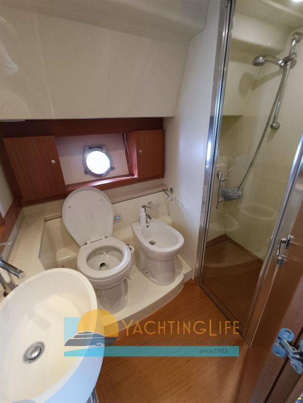 Ferretti 500